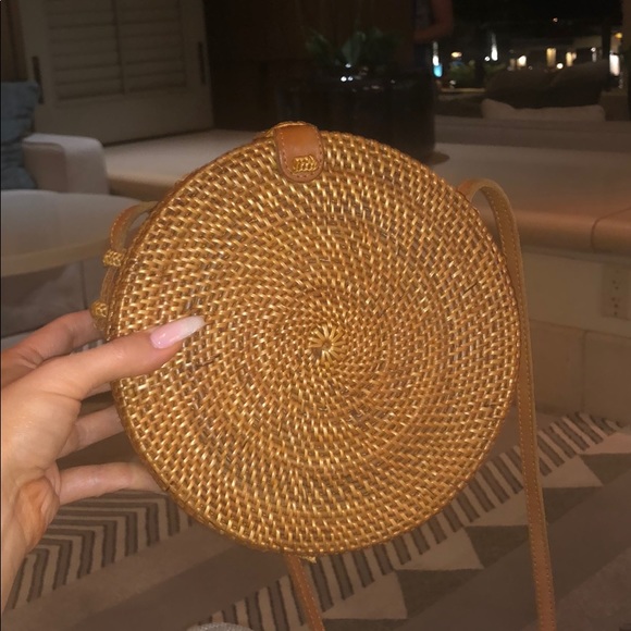 Round Rattan Cross Body Purse - Picture 8 of 9